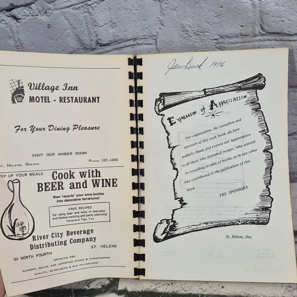 Community Vintage Cookbook St Helens Business Professional Women's Club‎